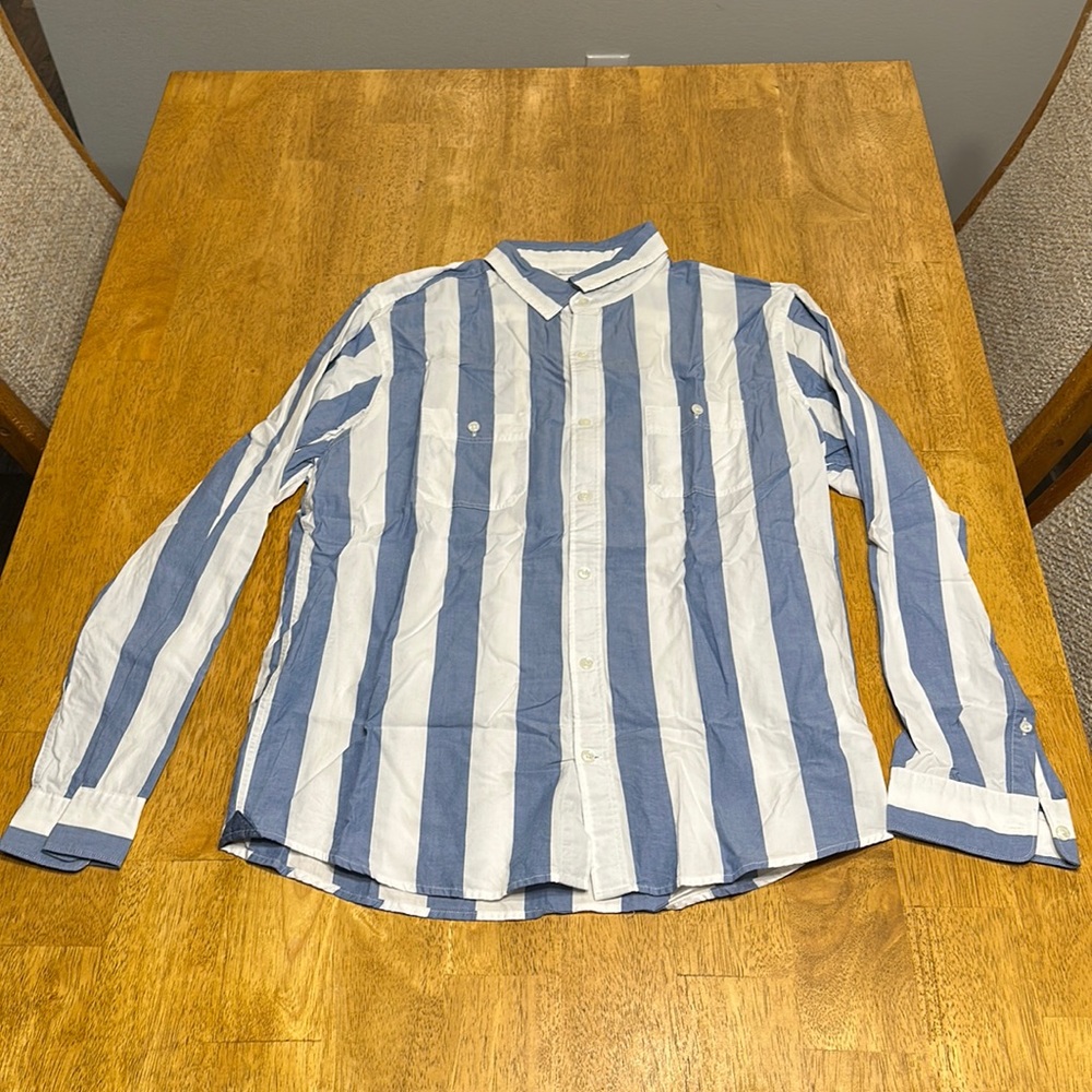 Men’s Express long sleeve dress shirt